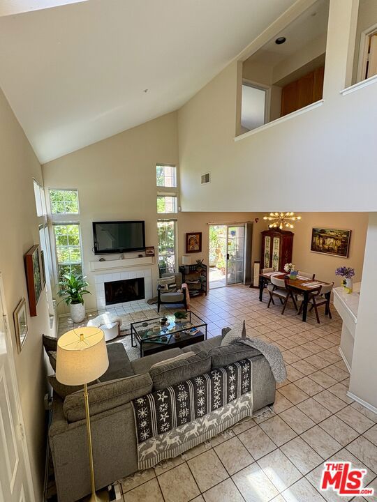 1202 Lost Point Lane photo 3