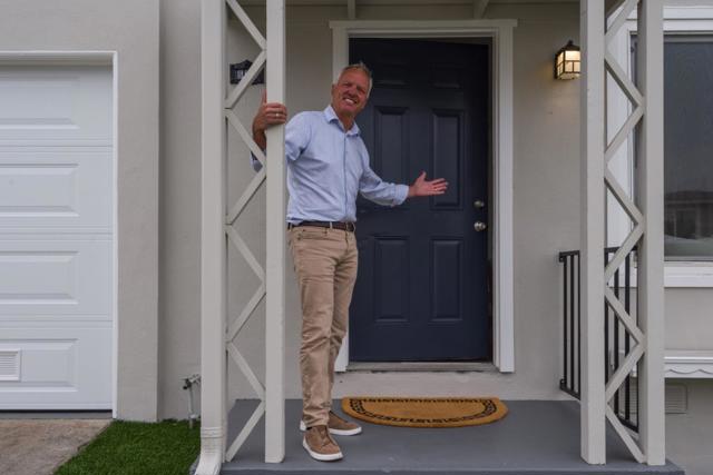 618 Foothill Drive, Pacifica CA: https://media.crmls.org/mediaz/c8fa6cfa-9e0d-4802-8438-ffafa0945768.jpg