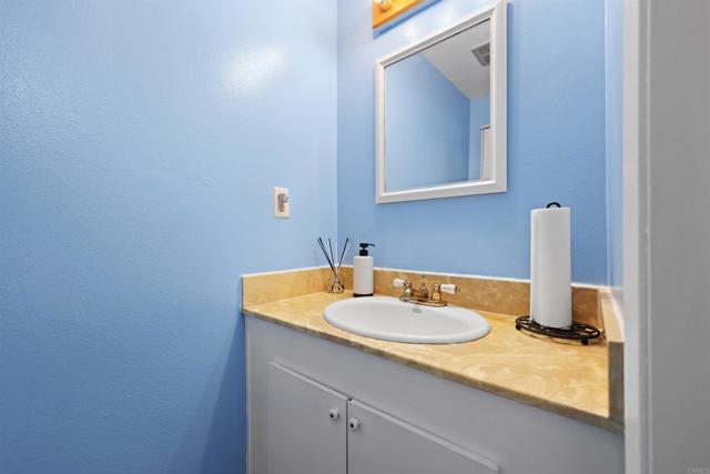 Detail Gallery Image 17 of 42 For 11935 Royal Rd #E,  El Cajon,  CA 92021 - 3 Beds | 1/2 Baths