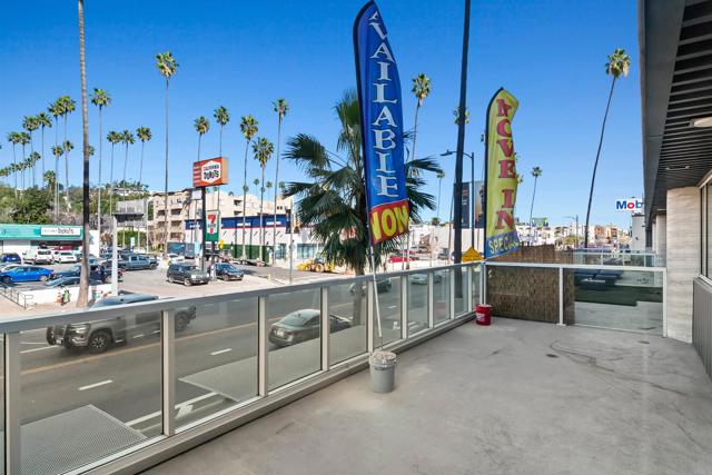 Detail Gallery Image 2 of 55 For 5750 Hollywood Bld #232,  Los Angeles,  CA 90028 - 1 Beds | 1 Baths