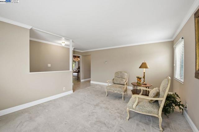 Image 4 of 30 For 15596 Tilden St