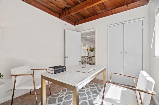 20141 Mendelsohn Lane, Saratoga CA: https://media.crmls.org/mediaz/c8fd5f2d-d6bc-4ad7-8886-32a73435296e.jpg