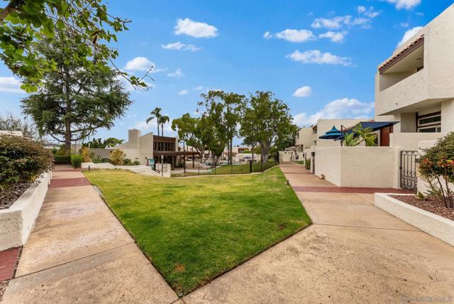 7328 Caminito Carlotta, San Diego CA: https://media.crmls.org/mediaz/c8fdad98-49fb-4e36-8c2e-227a56905547.jpg