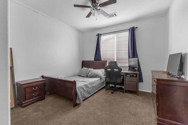 Image 26 of 67 For 37411 Bosley Street