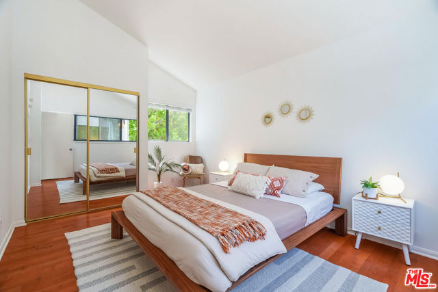 1119 23rd Street, Santa Monica CA: https://media.crmls.org/mediaz/c8fece40-45db-4f4a-9448-eea97897f64a.jpg