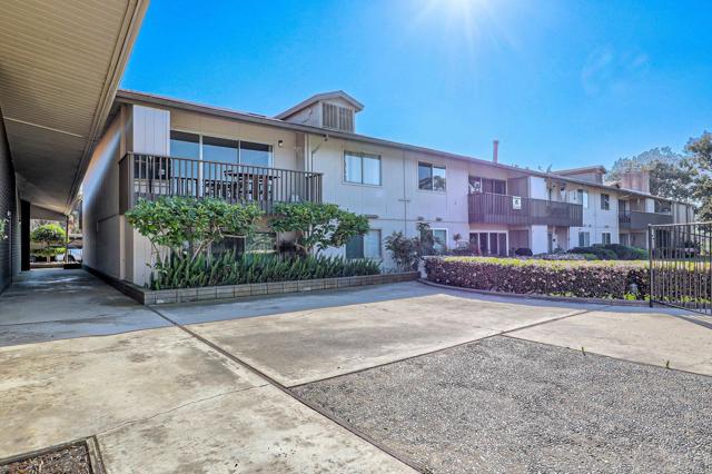 Detail Gallery Image 3 of 21 For 4201 Bonita Rd #243,  Bonita,  CA 91902 - 2 Beds | 2 Baths