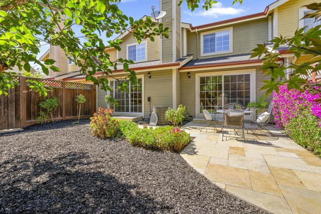 2960 Massih Court, Campbell CA: https://media.crmls.org/mediaz/c90045a0-7082-45a0-9d00-ae55cb66e58b.jpg