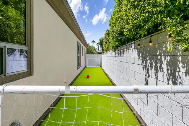 48668 Stillwater Street, Indio CA: https://media.crmls.org/mediaz/c900968e-2e14-4812-8e7e-e4e9524eb9bf.jpg