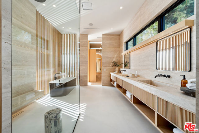 1149 Linda Flora Drive, Los Angeles CA: https://media.crmls.org/mediaz/c9018df9-dc1e-4c03-a025-b3eb8d3c3b69.jpg