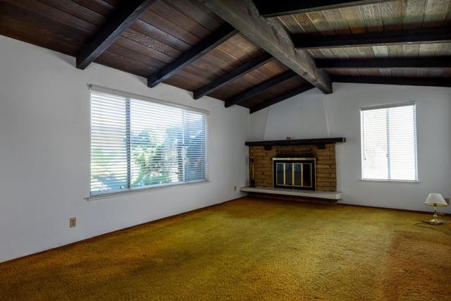 748 Gull Avenue, Foster City CA: https://media.crmls.org/mediaz/c9021653-cd8e-471a-ad31-09a183a34887.jpg