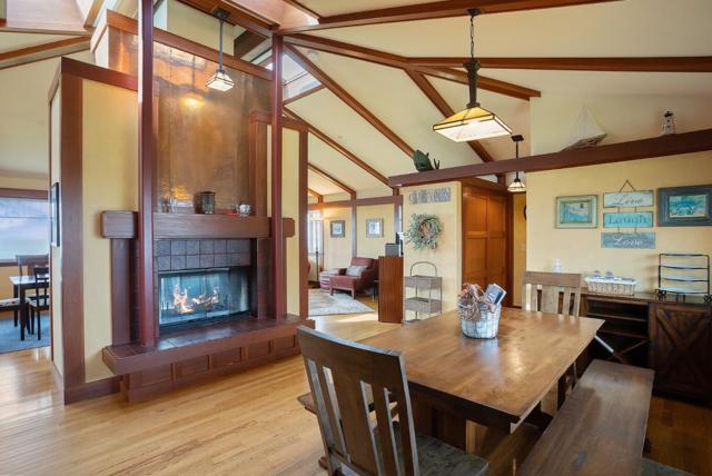 10 Maui Lane, Dillon Beach CA: https://media.crmls.org/mediaz/c9029ad6-e6d8-4ca3-b61d-cec4a776ff6f.jpg