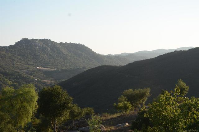 27332 Cool Water Ranch RD, Valley Center CA: https://media.crmls.org/mediaz/c9030d65-c73a-4888-ab9b-82a7a85039db.jpg