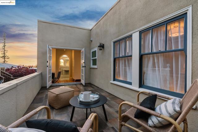 5429 Belgrave Pl., Oakland CA: https://media.crmls.org/mediaz/c9037348-13b6-40d8-9675-72f69da17372.jpg