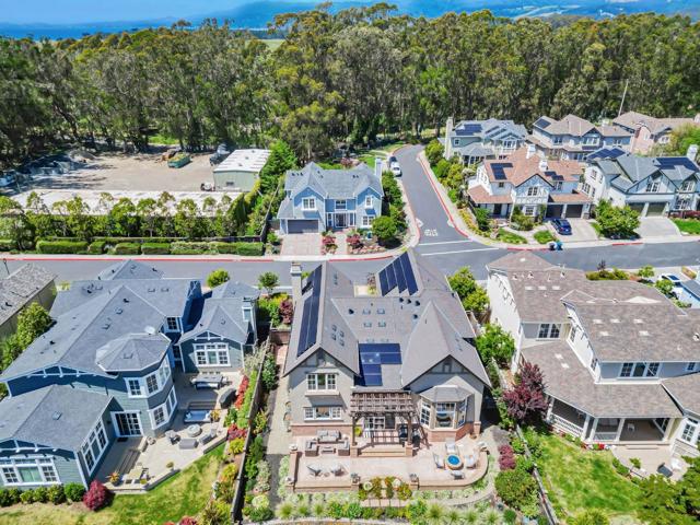 121 Carnoustie Drive, Half Moon Bay CA: https://media.crmls.org/mediaz/c90399b4-865a-4333-9d01-b09e038dba1b.jpg