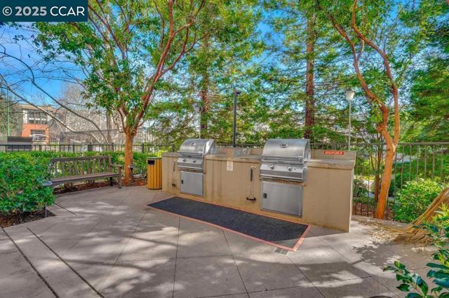 1315 Alma Ave, Walnut Creek CA: https://media.crmls.org/mediaz/c903de72-6d6c-4dd4-8bb7-1a371cb73d92.jpg