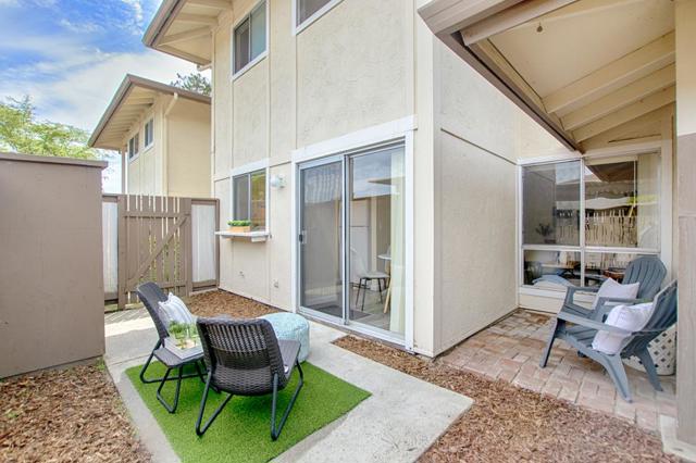 106 Palo Verde Terrace, Santa Cruz CA: https://media.crmls.org/mediaz/c903e2b6-4096-48fa-982b-2fc3985b25f5.jpg