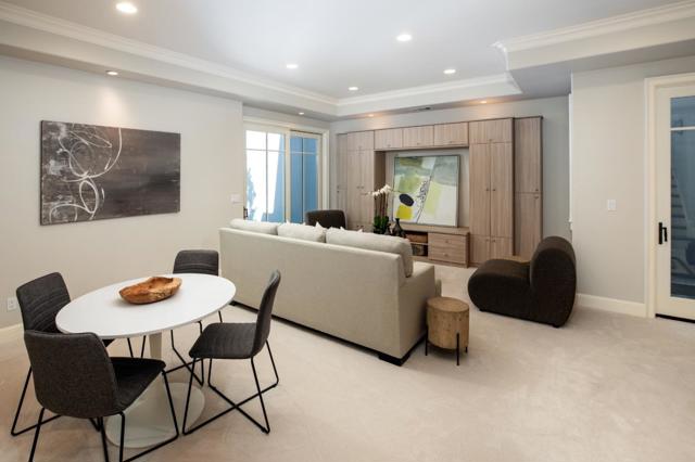 484 Orange Avenue, Los Altos CA: https://media.crmls.org/mediaz/c90477fd-e8bc-4334-8c7c-51e64b127ca4.jpg