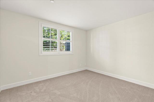 Image 25 of 34 For 1054 Jena Terrace