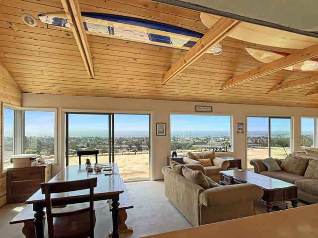4103 Calle Bienvenido, San Clemente CA: https://media.crmls.org/mediaz/c904ce26-09f8-4873-a18f-877865cf3d6d.jpg