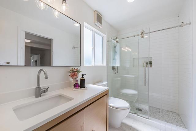 1312 Carlton Avenue, Menlo Park CA: https://media.crmls.org/mediaz/c9067865-7f85-4235-af96-1a9f931a042b.jpg