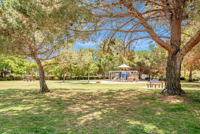 1000 Davit Lane,  CA: https://media.crmls.org/mediaz/c90752eb-7b62-4bcf-8b11-eacce4f8c3b6.jpg