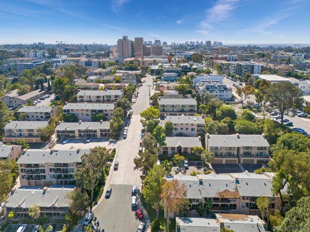 4266 5th Ave., San Diego, California 92103, 2 Bedrooms Bedrooms, ,2 BathroomsBathrooms,Condominium,For Sale,5th Ave.,250019946SD