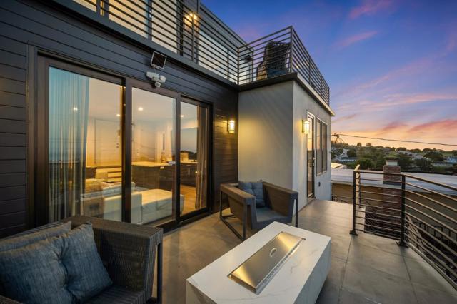 1548 Los Montes Drive, Burlingame CA: https://media.crmls.org/mediaz/c90802f9-d28a-4214-955c-a4d7da4ed565.jpg
