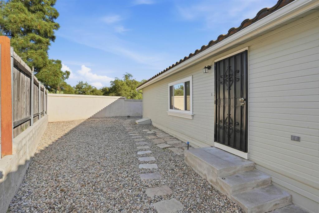 14955 Avenida Venusto - photo 3