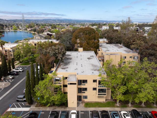 910 Beach Park Boulevard, Foster City CA: https://media.crmls.org/mediaz/c909d3e8-6b5d-44cb-bc51-11ef261ec259.jpg