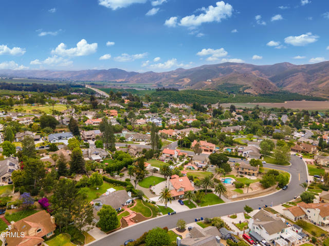 6861 Aviano Drive, Camarillo CA: https://media.crmls.org/mediaz/c90a141e-2600-4ecc-880c-c8611282faa1.jpg