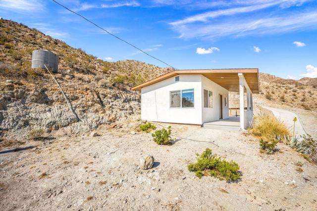 71105 Cholla Way, Palm Desert CA: https://media.crmls.org/mediaz/c90a950e-2138-4f60-b44a-23e5bf8b4773.jpg