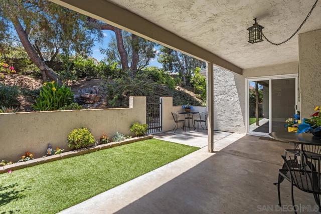 12007 Caminito Campana, San Diego CA: https://media.crmls.org/mediaz/c90b3241-ca99-4b59-a7a0-4d9493a4f845.jpg