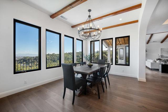 8772 Foxglove Court, Gilroy CA: https://media.crmls.org/mediaz/c90b63d2-1bd3-4286-8a8a-9b5b7e57656d.jpg