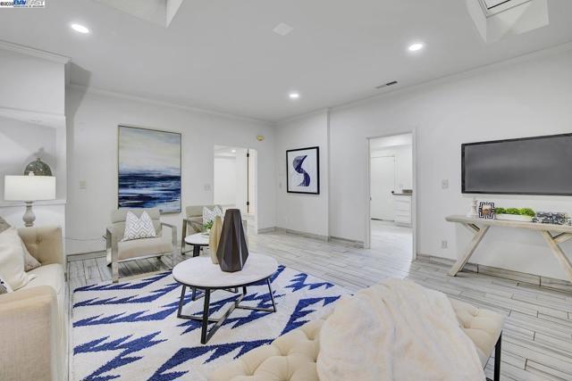 10705 Dublin Canyon Rd, Pleasanton CA: https://media.crmls.org/mediaz/c90c1d2e-49bf-432b-a3bf-150b6de29894.jpg