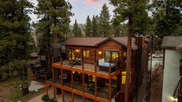 1215 Wolf Creek Court, Big Bear CA: https://media.crmls.org/mediaz/c90cb3ab-7c04-4dcb-b39e-67b7466e0406.jpg