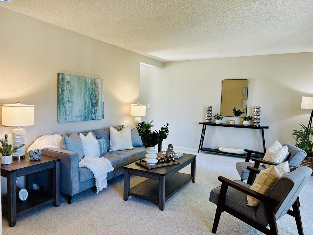 900 Cambridge Dr #26