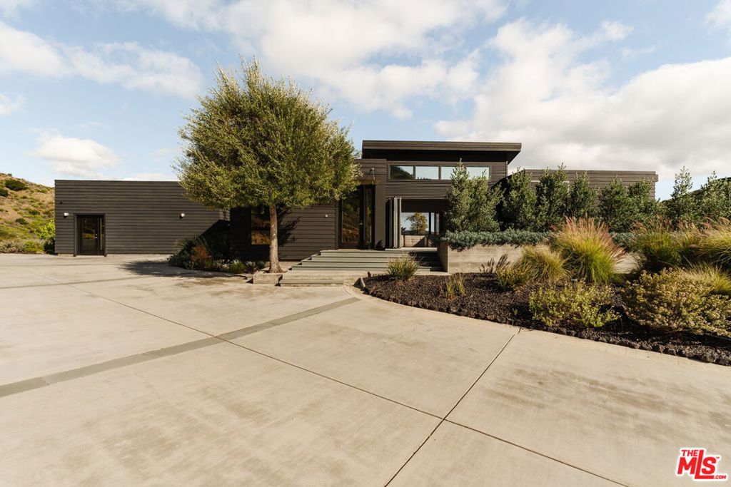 MLS #26840437 image #3