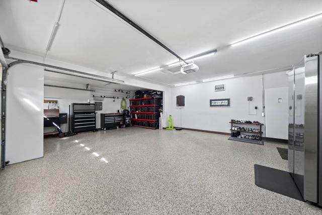 1569 Via Monserate, Fallbrook CA: https://media.crmls.org/mediaz/c90d6028-94a6-4c24-8347-c4a6930c42c4.jpg