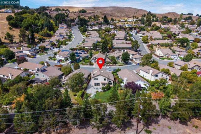 4728 Buckboard Way, Richmond CA: https://media.crmls.org/mediaz/c90e2b4c-2fda-4e06-a5bf-aa2bd8969c4c.jpg