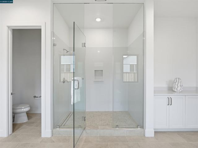 18612 Corte Obispo, Morgan Hill CA: https://media.crmls.org/mediaz/c90e37ec-8d69-4e3a-9d77-e370c76bd012.jpg