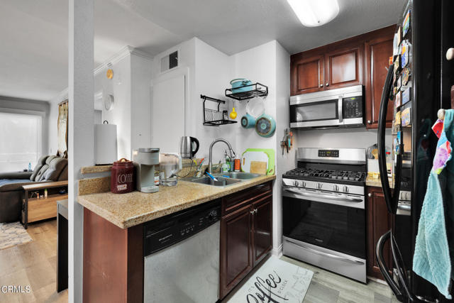 Detail Gallery Image 14 of 33 For 5535 Canoga Ave #119,  Woodland Hills,  CA 91367 - 1 Beds | 1 Baths