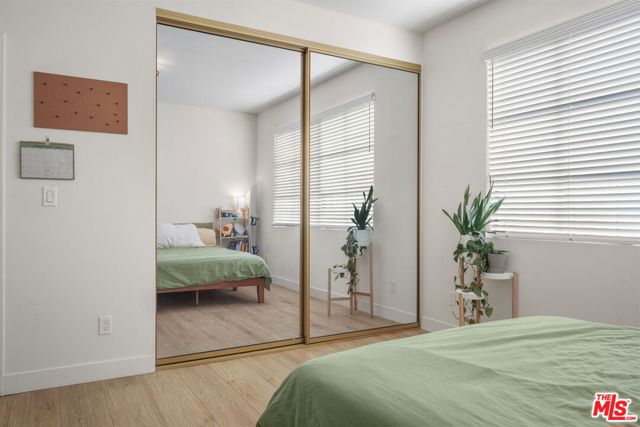 10336 Almayo Avenue, Los Angeles CA: https://media.crmls.org/mediaz/c90e88e0-fbe3-48da-80f5-d5ea6069c38e.jpg