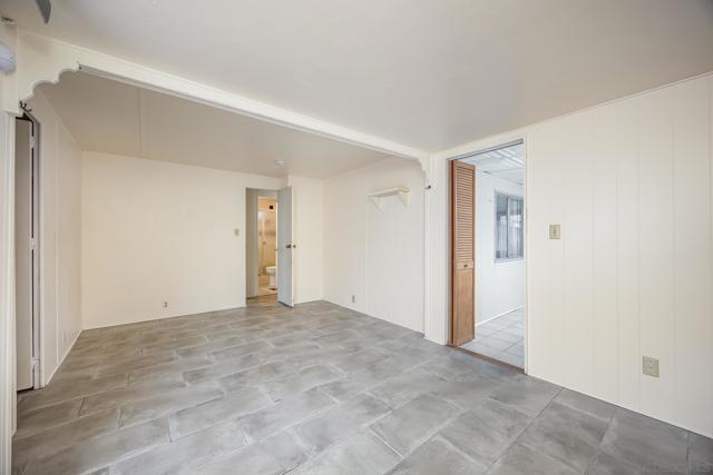 2950 Iris Ave, San Diego CA: https://media.crmls.org/mediaz/c9101857-5861-44eb-8f5b-6e02917842d6.jpg