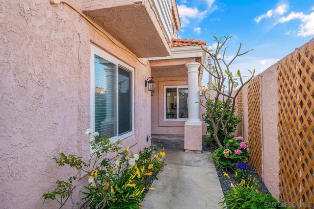 100 Tunapuna Lane, Coronado CA: https://media.crmls.org/mediaz/c9105df0-61ad-47a3-90e6-6eec860770ca.jpg