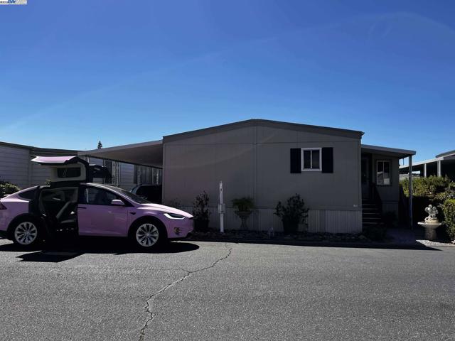 5450 Monterey Hwy, San Jose, California 95111, 3 Bedrooms Bedrooms, ,2 BathroomsBathrooms,Residential,For Sale,Monterey Hwy,41114524
