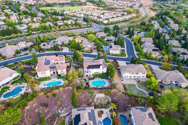 Image 61 of 87 For 5100 Thalia Drive