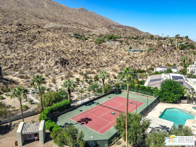 120 E Perlita Circle, Palm Springs, CA 92264