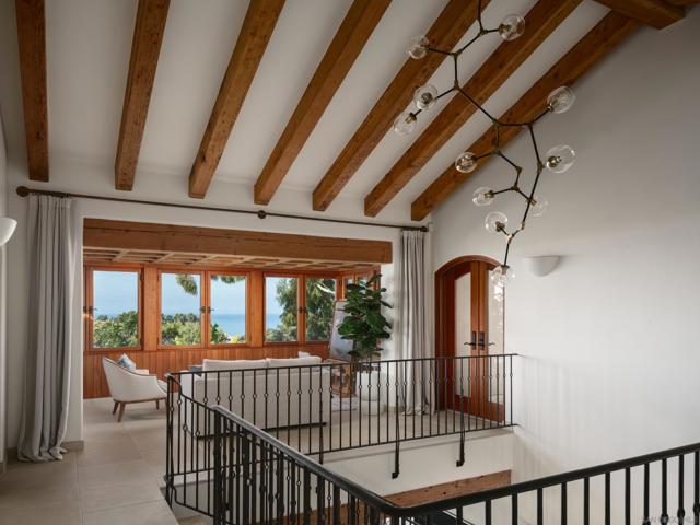 2665 Idle Hour Lane, La Jolla CA: https://media.crmls.org/mediaz/c911299b-12b4-4ac5-9081-45722bf99ad5.jpg