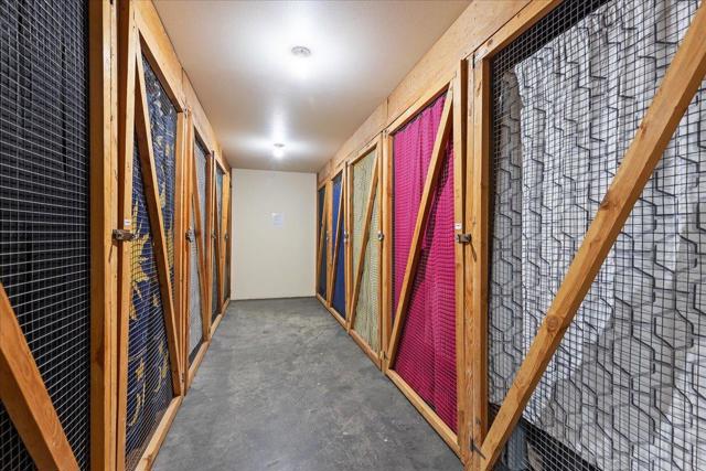 818 N Delaware Street, San Mateo CA: https://media.crmls.org/mediaz/c913afc8-7055-40dd-af98-7a0853c8afb3.jpg