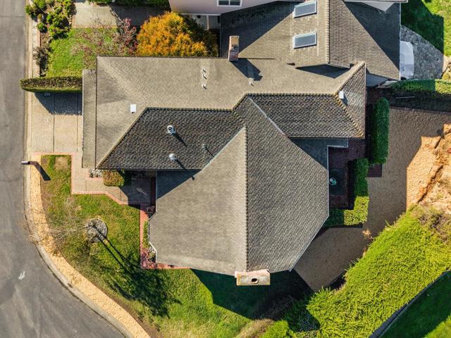 370 Burning Tree Court, Half Moon Bay CA: https://media.crmls.org/mediaz/c913de0c-9871-46c8-84ff-54ef4e94d6c0.jpg